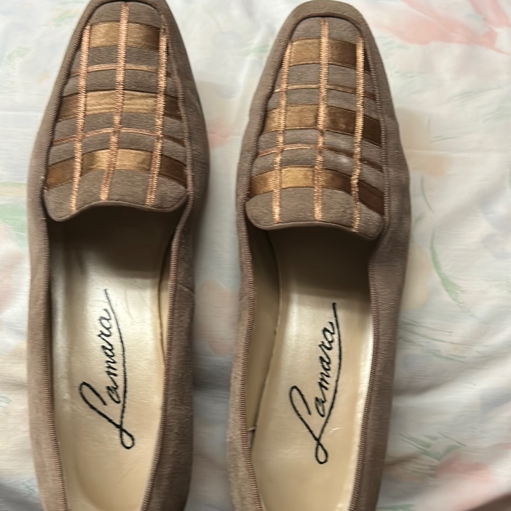LAMARA Vintage Suede Chunky Heel Loafers